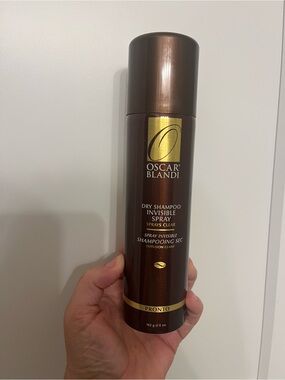 New Oscar Blandi Dry Shampoo